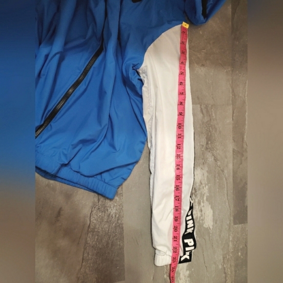PINK Victoria's Secret Lightweight Jacket. Blue, White, Black. Oversized XS-S. - Picture 11 of 11